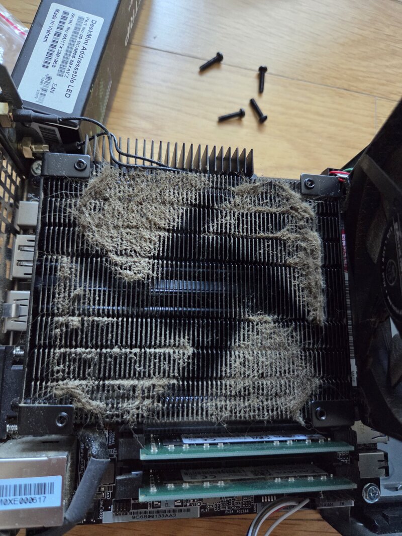 미니pc를또샀다