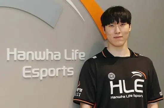 롤) ''상혁이형 티원에서 민형이 안좋을땐 어떻게 했어요?''