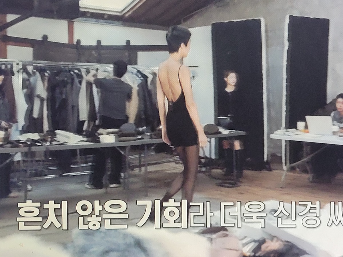 이소라 홍진경 프랑스 파리 가서 국내 브랜드 모델 오디션 본 결과............JPG