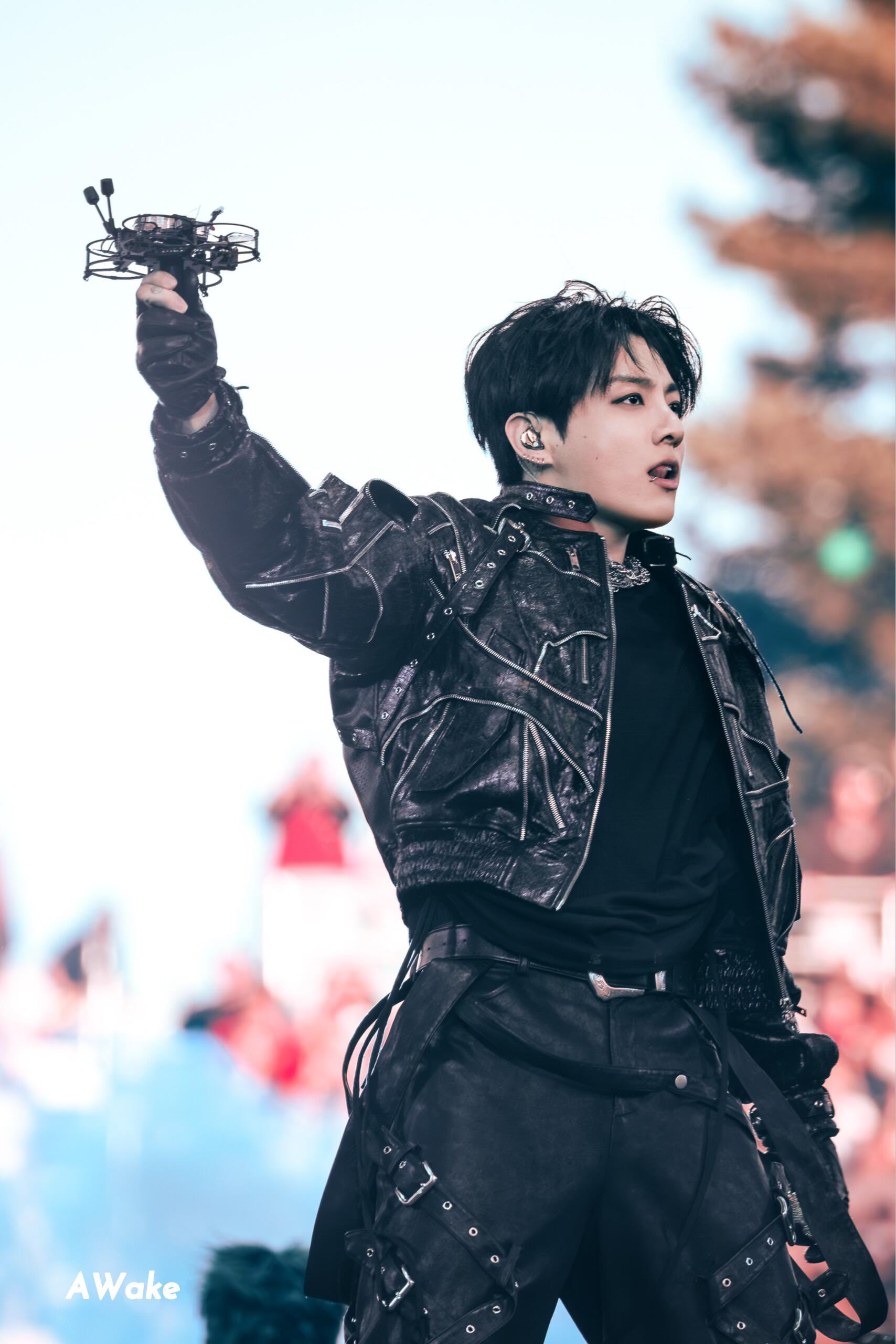 멤버피셜 아침에 1시간, 저녁에 2시간 운동한다는 방탄 정국 최근 핏