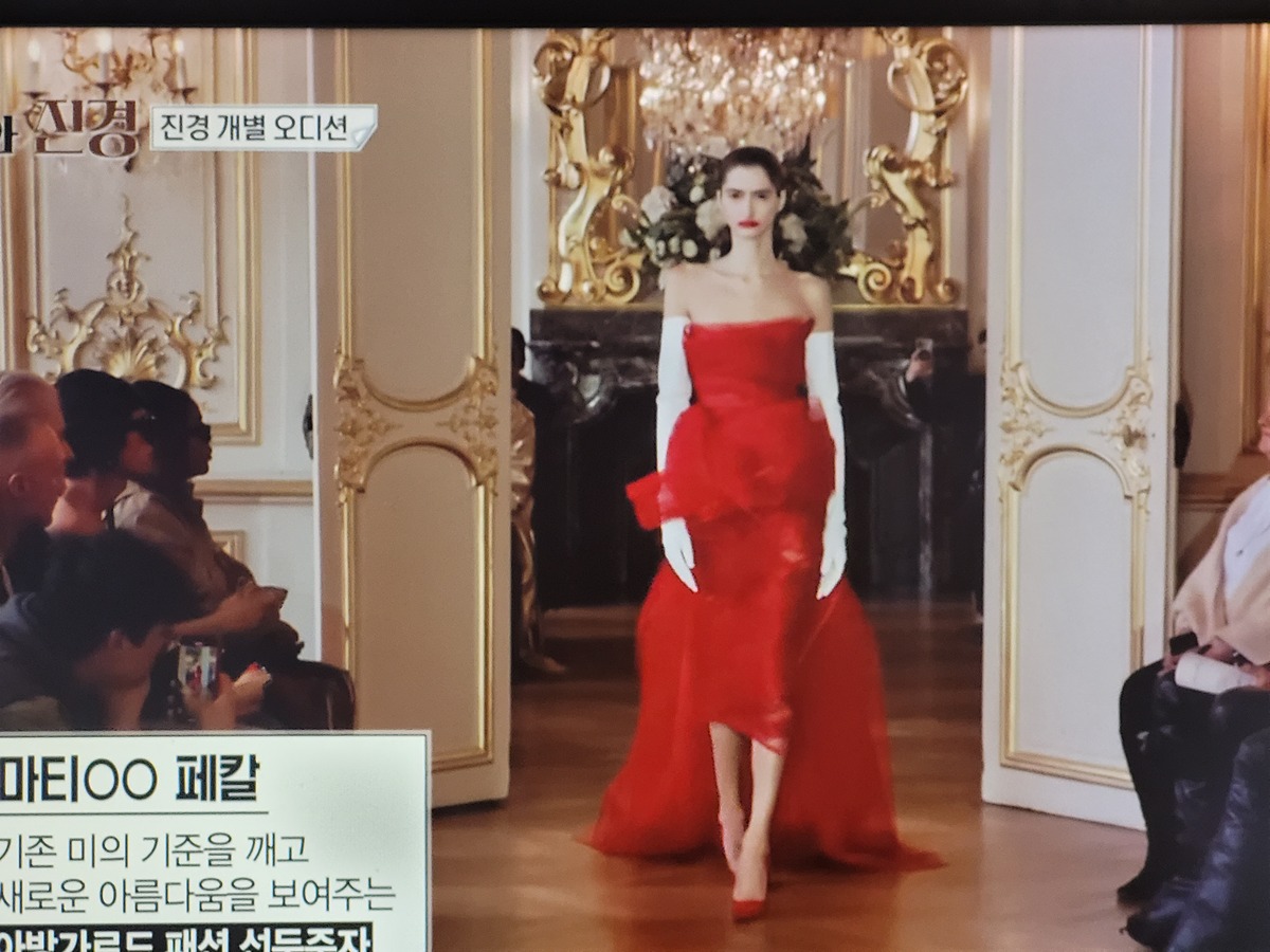 이소라 홍진경 프랑스 파리 가서 처음으로 각자 본 모델 오디션............JPG [홍진경편]