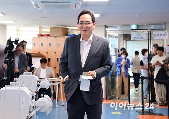 사전투표하는 이재용