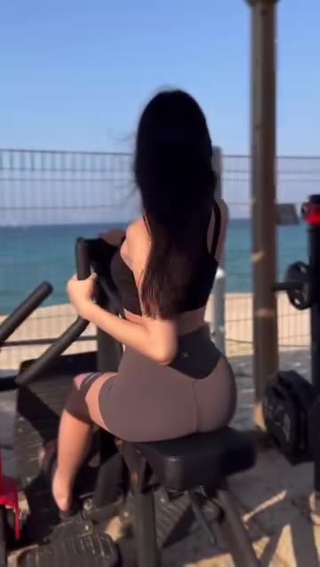 ㅇㅎ)호불호 갈리지 않는 몸매 피트니스모델 누나 몸상태.jpg