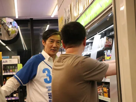 조국 - 압도적으로 지지해 주십시오 성과로 보답하겠습니다