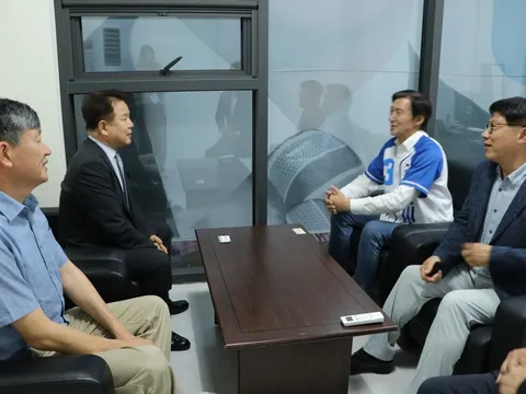 조국 지지방문 평택대 이동현 총장님
