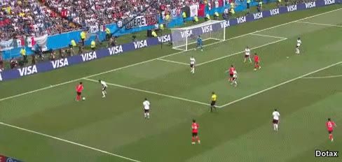 국대 기성용 중거리 특.gif