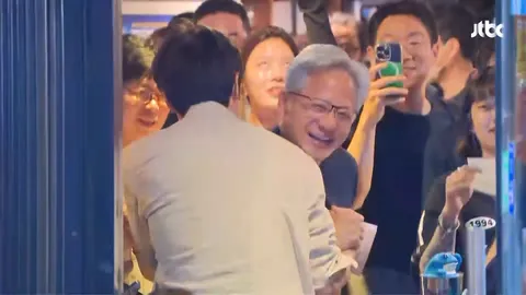 '이번엔 이해진이 쐈다' 젠슨황 삼소회동, '네이버페이'로 '골든벨'