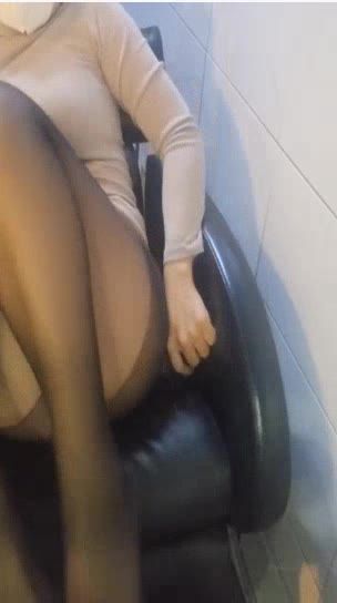 약후 )) 40대 미용실 원장이 손님없을때 하는 행동..