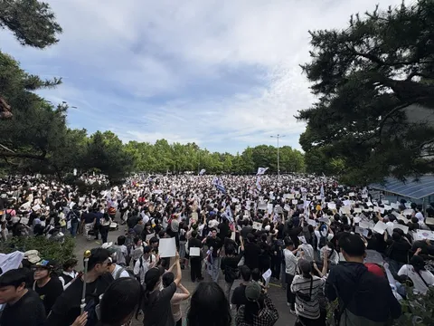잠실 민주화 운동 2030 인파 미쳤네요 ㄷㄷ