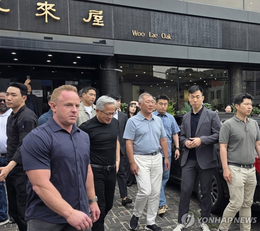 젠슨 황·정의선, 우래옥서 평양냉면 회동