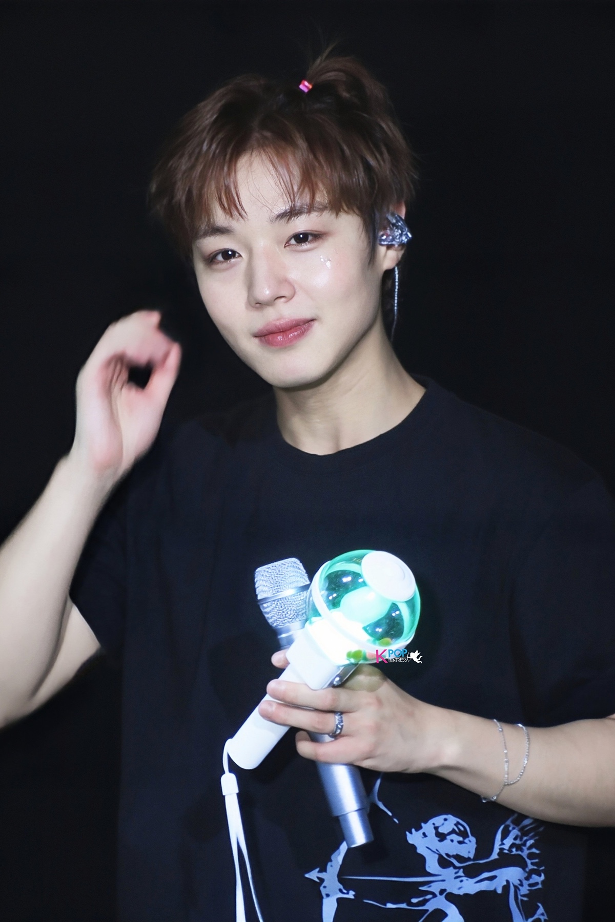말레이시아 현지 매체에 올라온 박지훈 어제 콘서트 사진.jpg