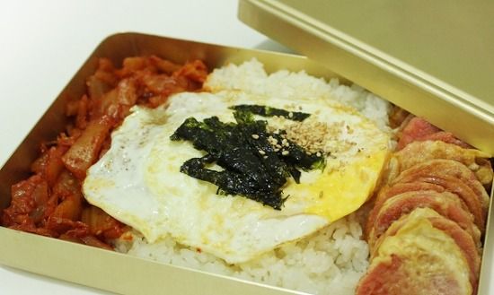맛없는 거 알면서 자꾸 손이 간다는 소시지