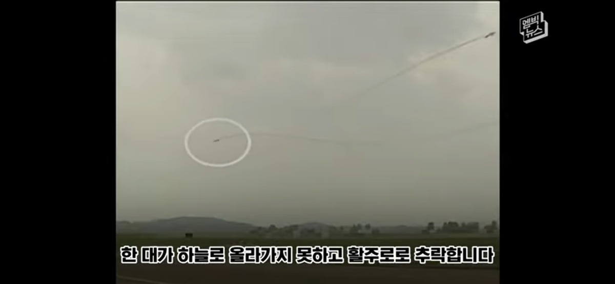 (눈물주의) 야구장 눈물바다로 만든 시구.jpg