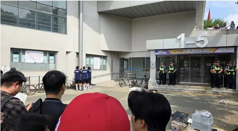 제정신 아닙니다 이건