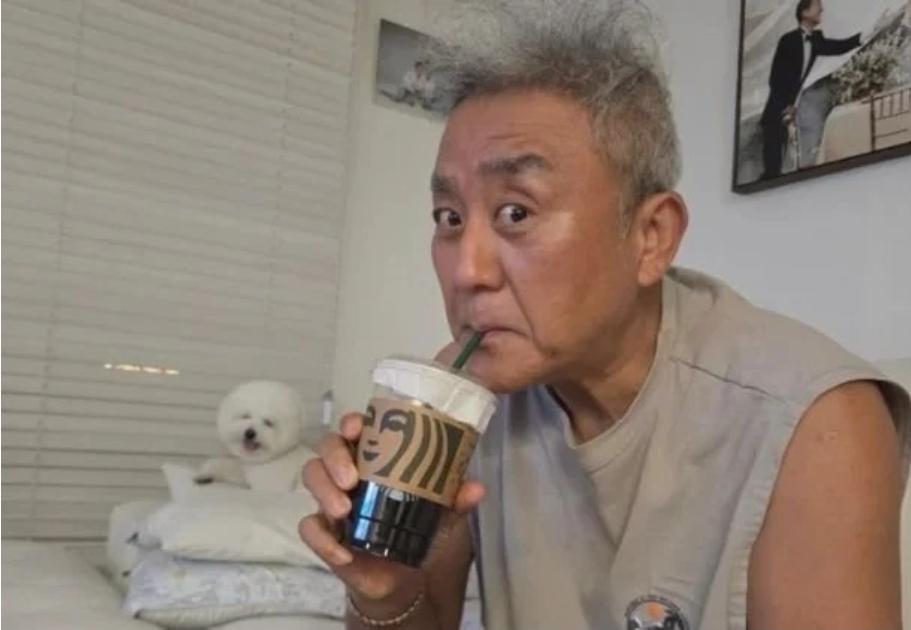숨어서 혼자만 먹지 말고 선결제 좀 해줘라