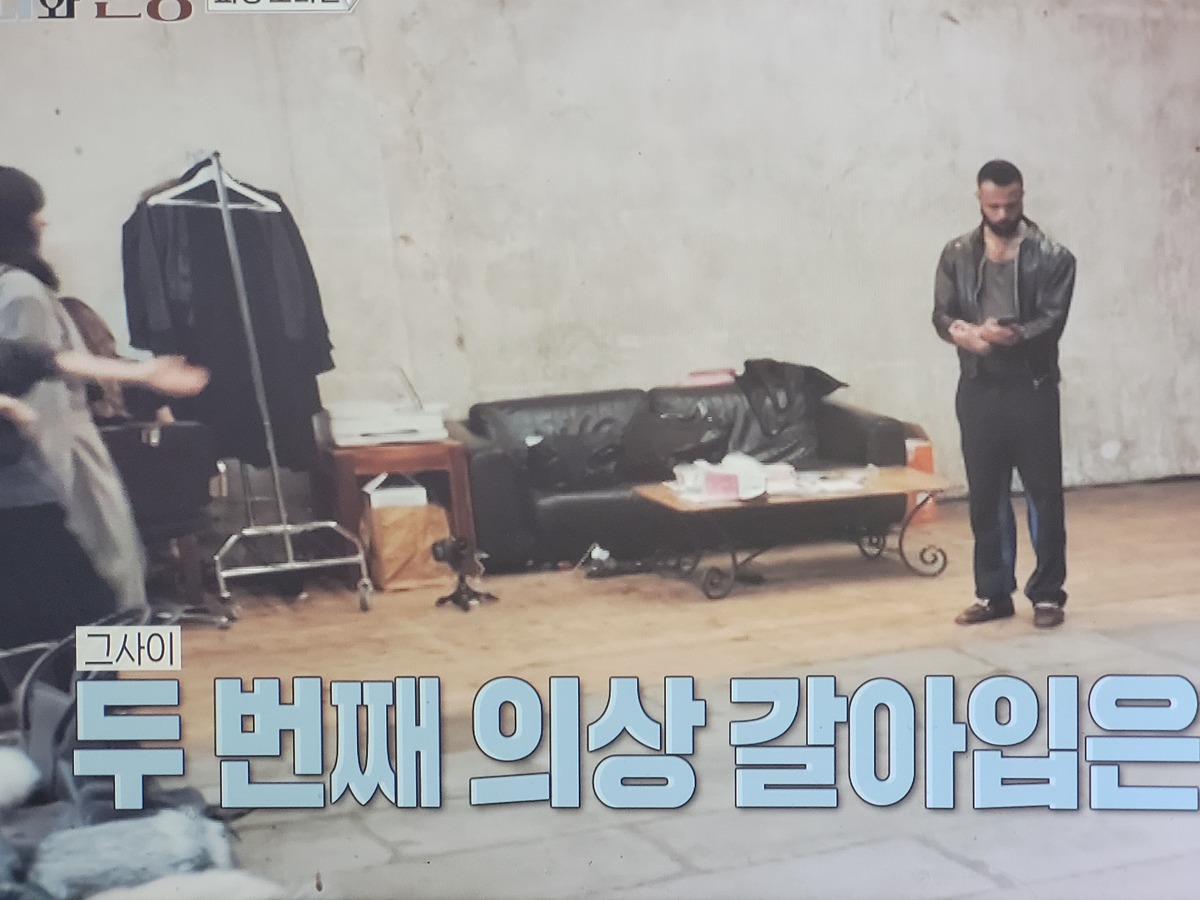 이소라 홍진경............... 파리에서 패션위크 런웨이 최최최최최종 오디션 본 결과................jpg