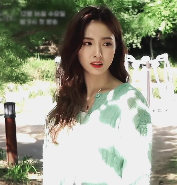 대한민국 역대 최고 미녀 여ㅂㅐ우는.gif
