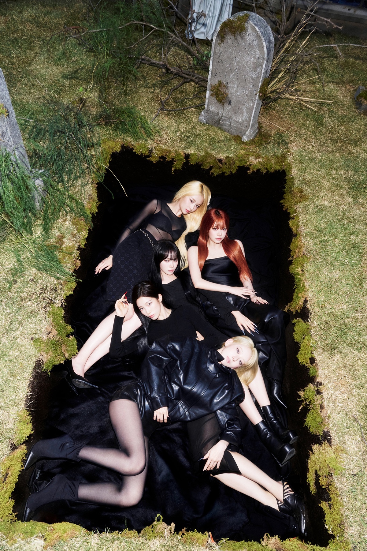 르세라핌&아일릿&캣츠아이 ICONIC BY MISTAKE 컨셉 포토