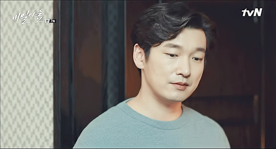 [비밀의숲] 드덕들 사이에서 의견 엄청 갈렸던 레전드 장면.jpg
