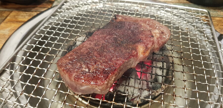 고기 먹었음