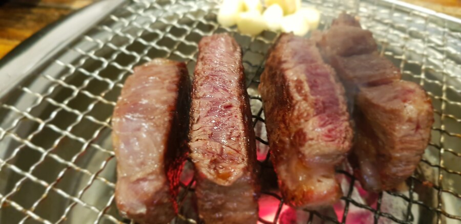 고기 먹었음