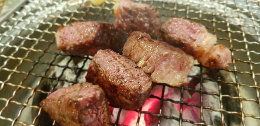 고기 먹었음