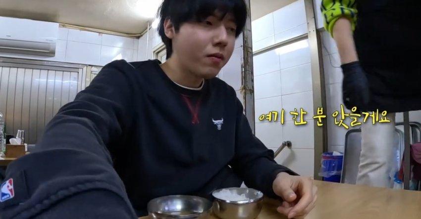 1인 식사가 안 돼서 2인분 시킨 혼밥러의 결말