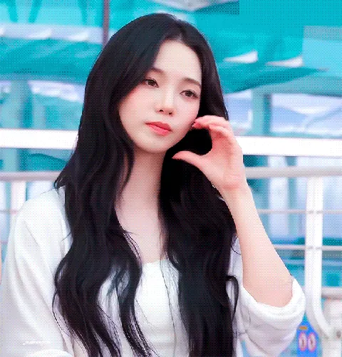 멕시코로 월드컵 응원 가는 에스파 와 권은비
