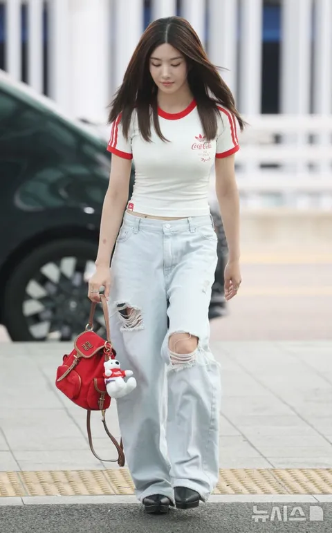 멕시코로 월드컵 응원 가는 에스파 와 권은비
