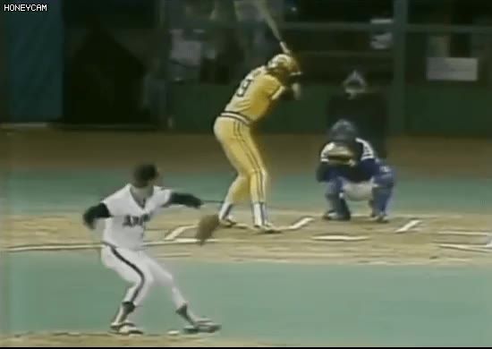 메이저리그 역사상 최고로 미스테리한 선수.gif