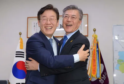 최민희) 민주당의 역사도 과거와 현재의 대화입니다. 🤭
