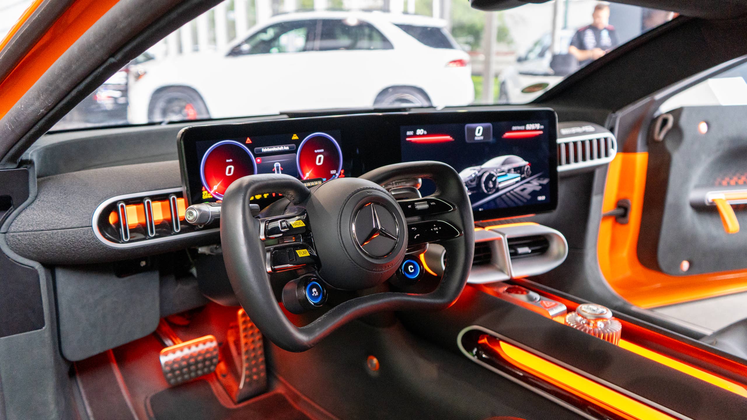 메르세데스-AMG 콘셉트 AMG GT XX 동승 시승기, 1,360마력 전기 AMG의 미래