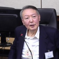 尹, 일반이적.징역 30년.'계엄명분 삼으려 北도발'