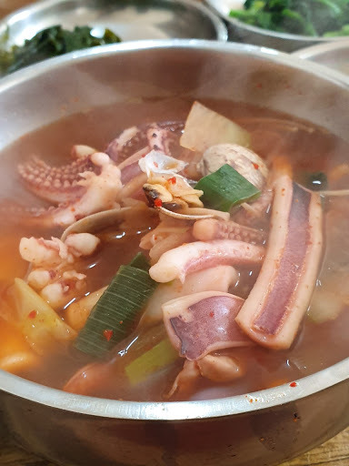 급식에 나오면 배식 안 받았던 국 甲