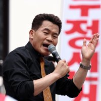 전한길 '.아이유.목소리 내라..오세훈.부정선거로 당선'