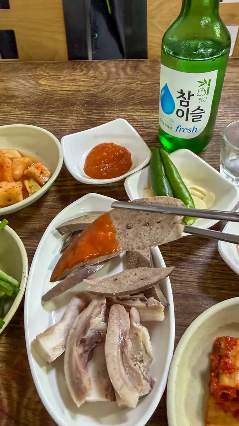 전라북도 군산시 만흥집.