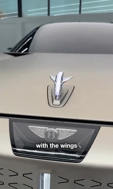 벤틀리 새 컨셉카.gif
