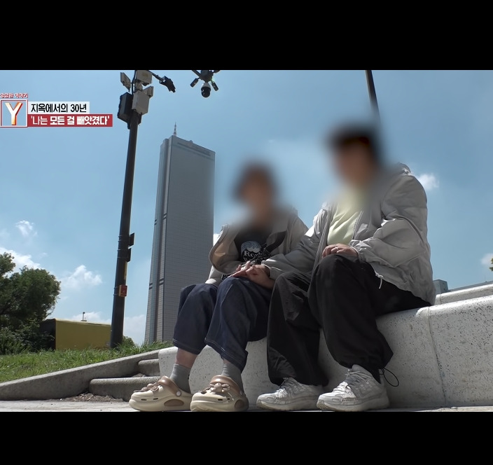 오늘자 30년만에 드러난 개충격적인 사건 (꼭 읽어줘)