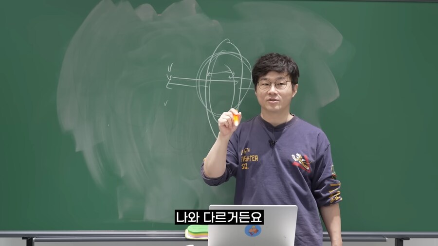 어차피 커뮤에서는 "자기 의견"은 못냄 ㅋ