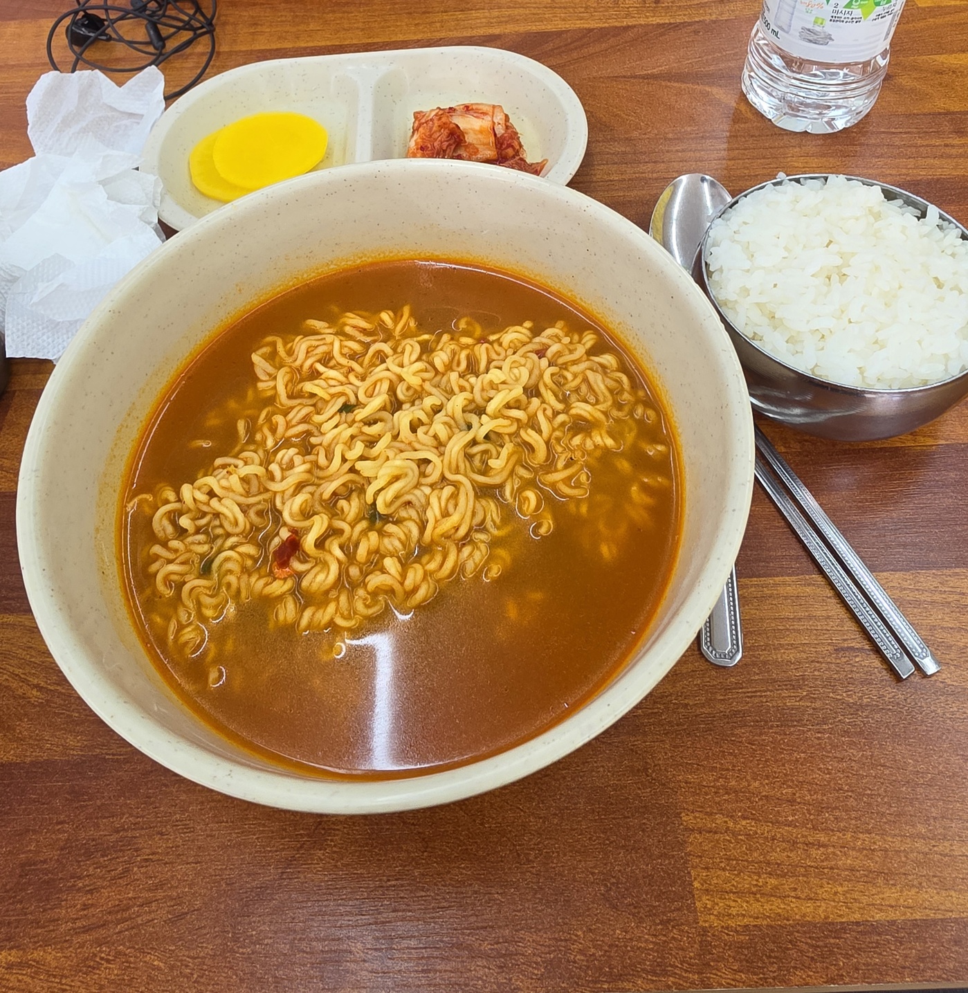 3000원 라면 캬