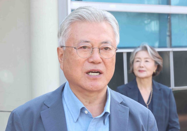 "문재인대통령살해하겠다"며총사진도올린30대…"7차례형사처벌전력도있어