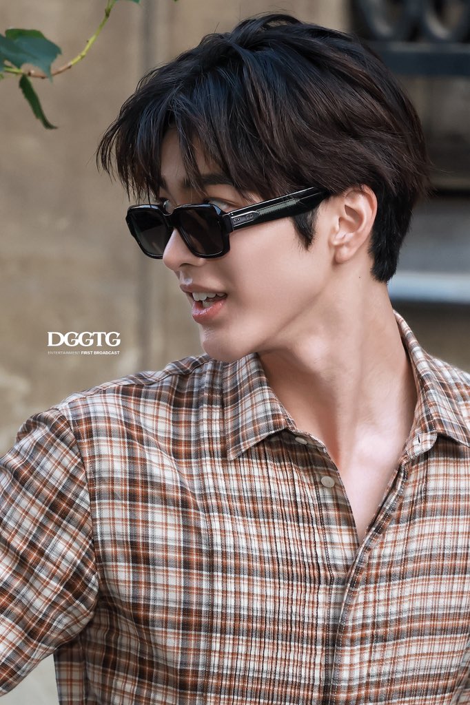 오늘 파리 디올쇼  코르티스 건호