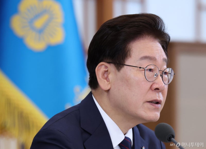 李대통령 "기업가치 480조 美팔란티어와 당당히 경쟁할 혁신기업