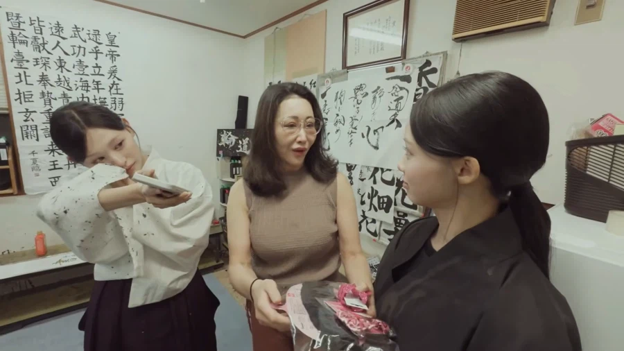 마치 애니메이션 같은 스승과 제자의 재회.jpg