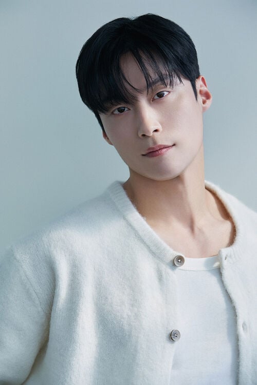 윤두준 계열 얼굴들