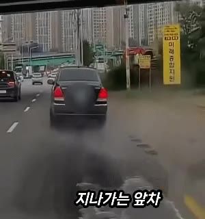 블박에 잡힌 쌩양아치 운전자