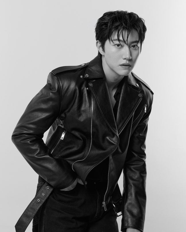 더블랙레이블 간 곽동연, 새 프로필 공개