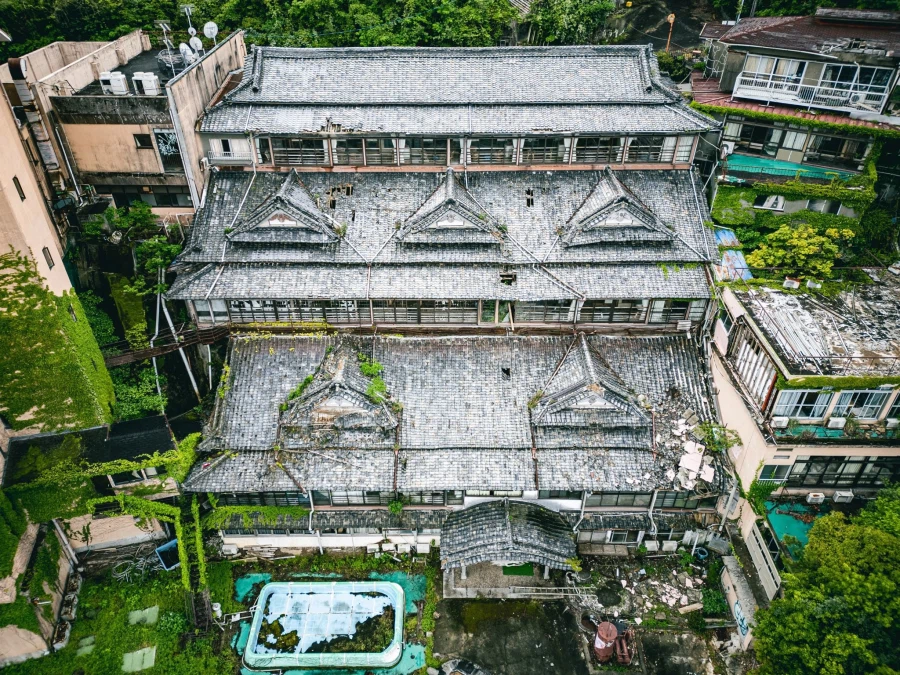 일본이 미스테리 추리소설 배경으로 지리는 이유
