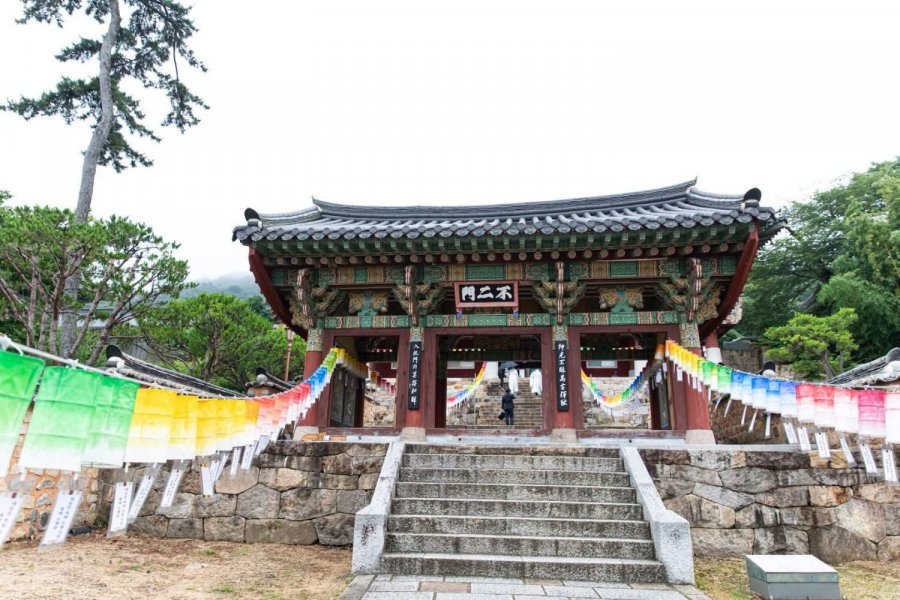 부산 범어사에 왔습니다