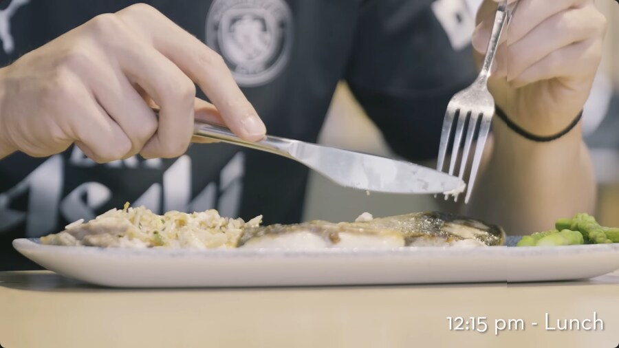 축구선수 홀란드의 평범한 하루 루틴.png
